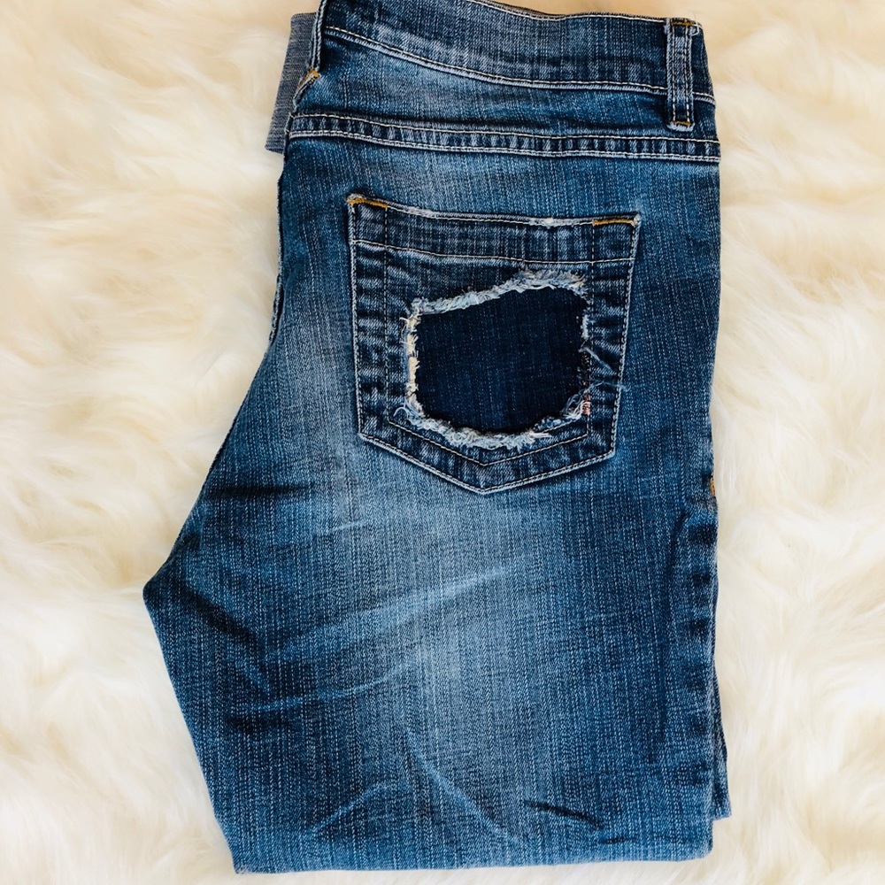 SouthPole Distressed Cuffed Cropped Jeans Sz 7